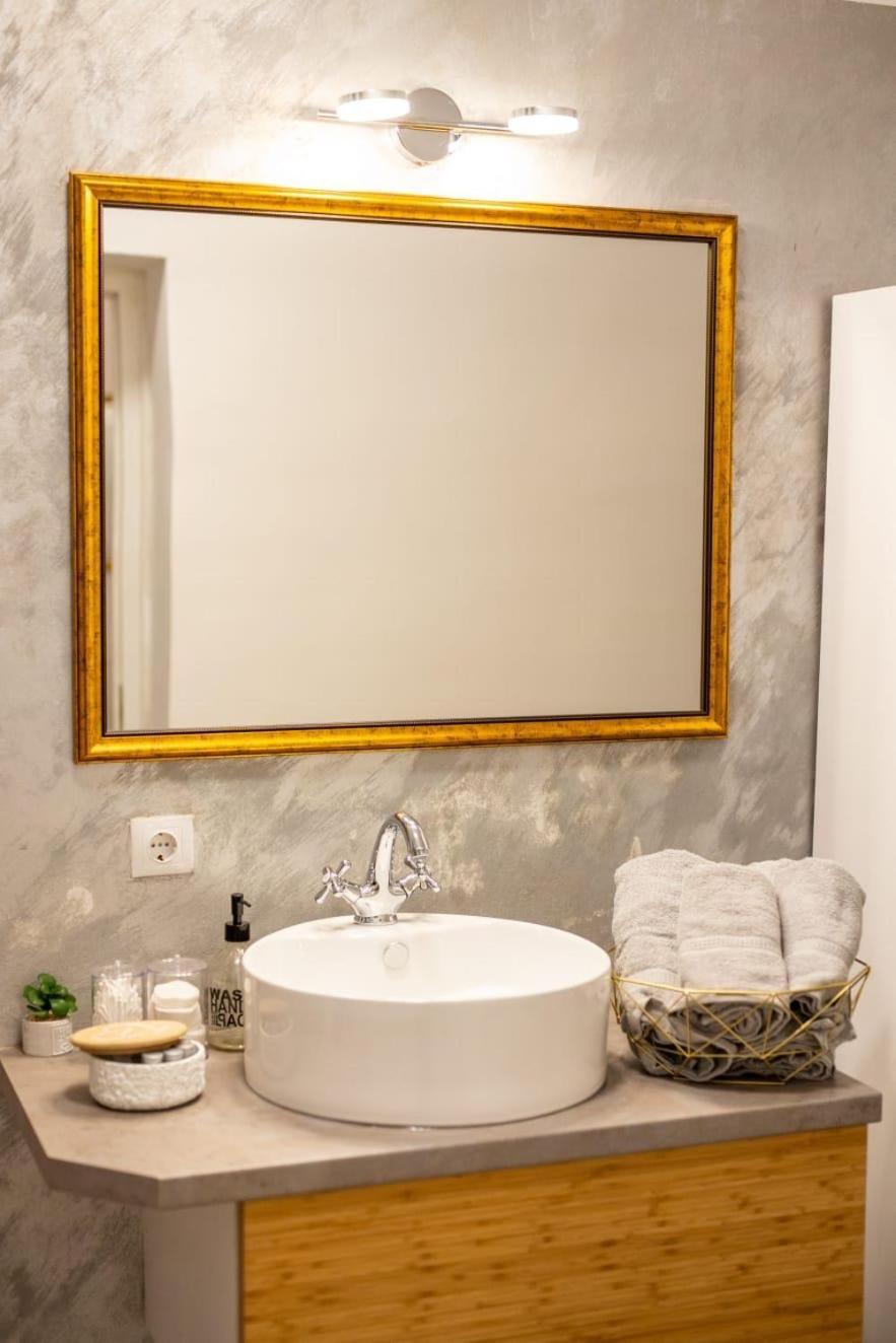 Luxury Ultra Central Sibiu Luaran gambar