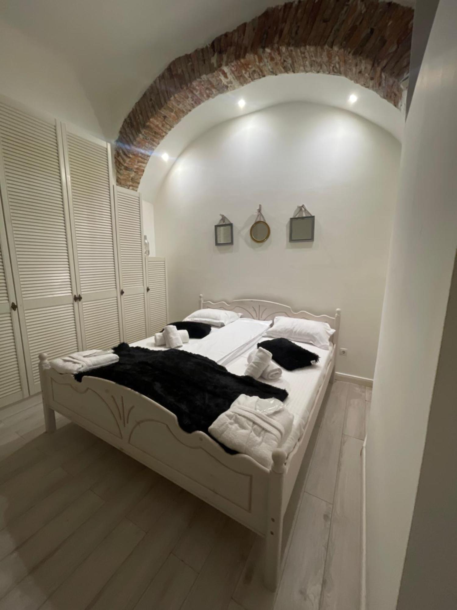 Luxury Ultra Central Sibiu Luaran gambar